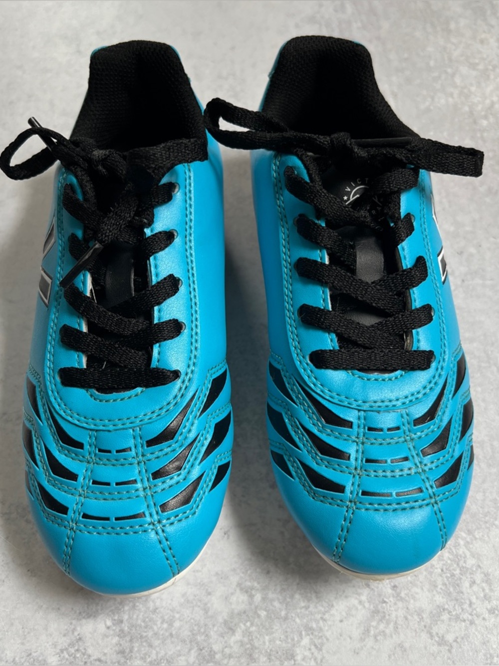 ⚽️ Youth Soccer Cleats Firm Ground Outdoor Lightweight Shoe 1.5 by Victor Sierra